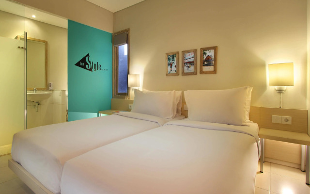 OYO 2854 COZY B&B Seminyak