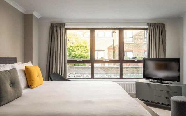 Monarch House Serviced Apartments