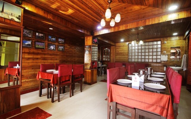 OYO 8291 Hotel Sweet Home