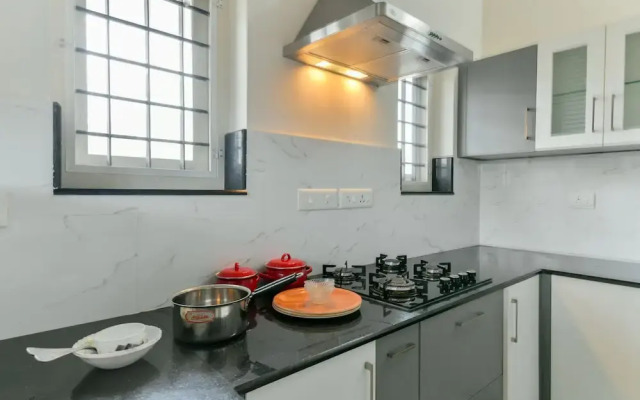 Arathi Apartments By OYO Rooms
