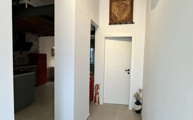 Apartment With Cozy Bedroom