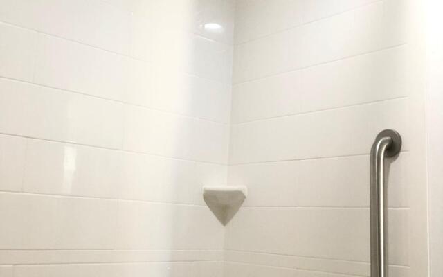 Simply Home Inn & Suites