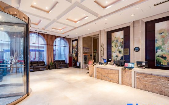 Minquan Dongfang Business Hotel