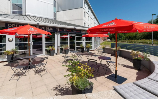 Holiday Inn Express Leigh - Sports Village by IHG