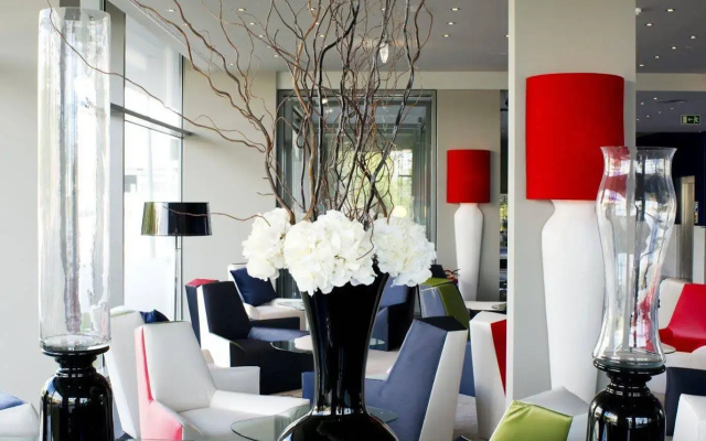 Holiday Inn Express Lisbon - Alfragide by IHG