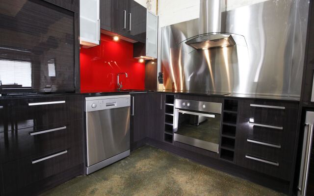 Indulge Apartments - Eighth Street