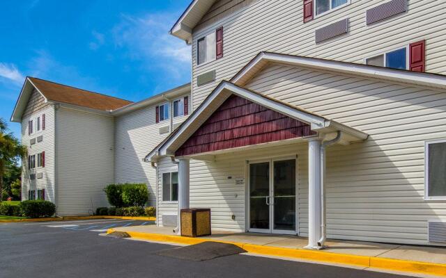 Red Roof Inn Darien - I-95/ North Brunswick