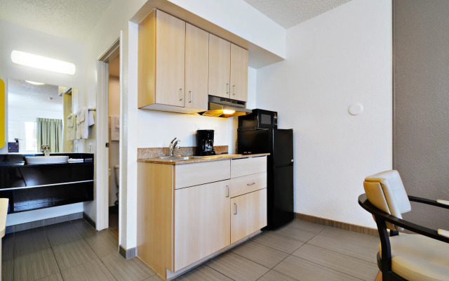Studio 6 Tucson, AZ - Irvington Road
