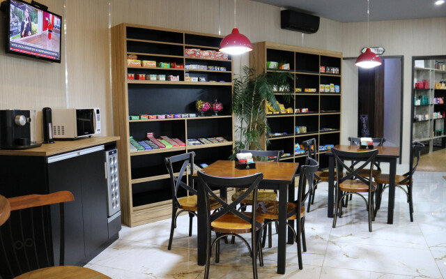 Riellis Center Hotel