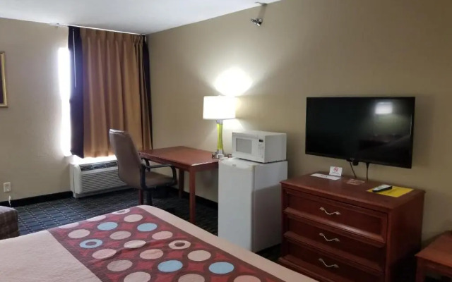 Super 8 Bellefontaine