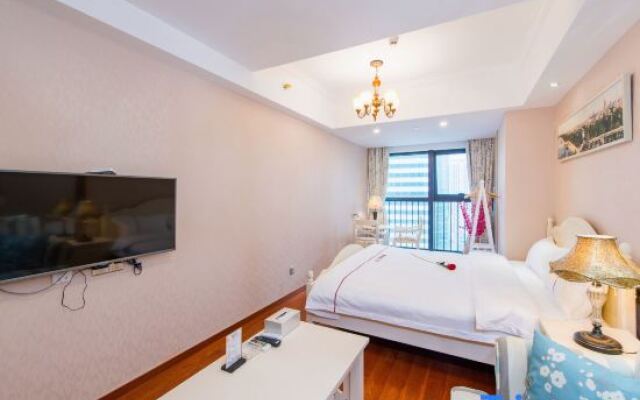 Pengcheng Apartment