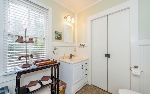 39B Maney Ln Home