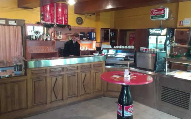 Motel Stari Hrastovi