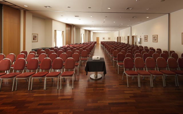 Vila Gale Opera