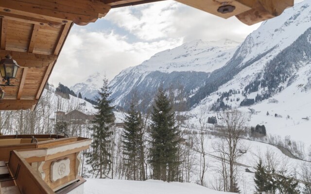 Spacious Holiday Home in Rauris Near Ski Area