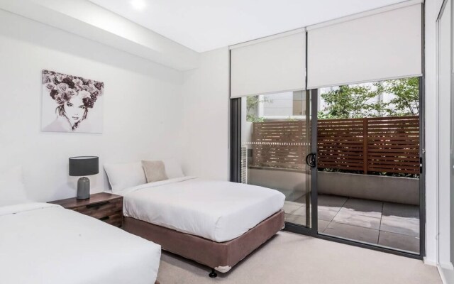 A21 Darling Harbour 2 BDR APT