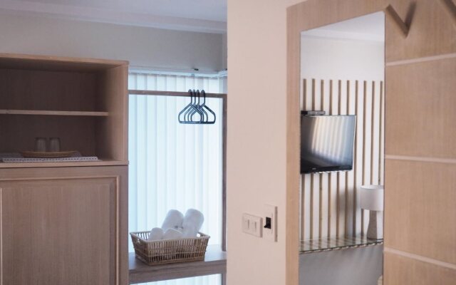 Shanti-Retreat Hotel