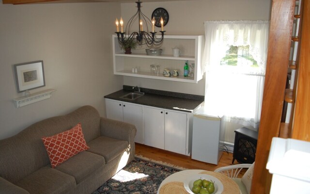 Terra Bella by the Shore