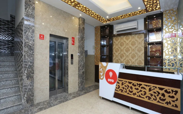 OYO 12833 Century Grand