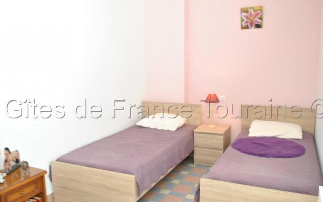 Gite Chédigny, 4 Pièces, 6 Personnes - Fr-1-381-121