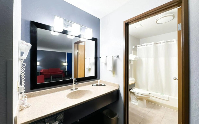 Blaine Town Inn & Suites