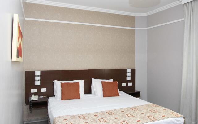 Class Hotel Guaxupé