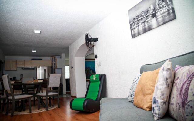 Casa en el centro Cancún cerca mercado 28