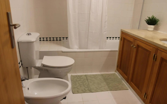 T2 nos Salgados a 5 min da praia