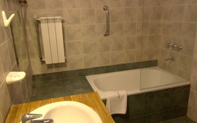 Hosteria Refugio De Rocas