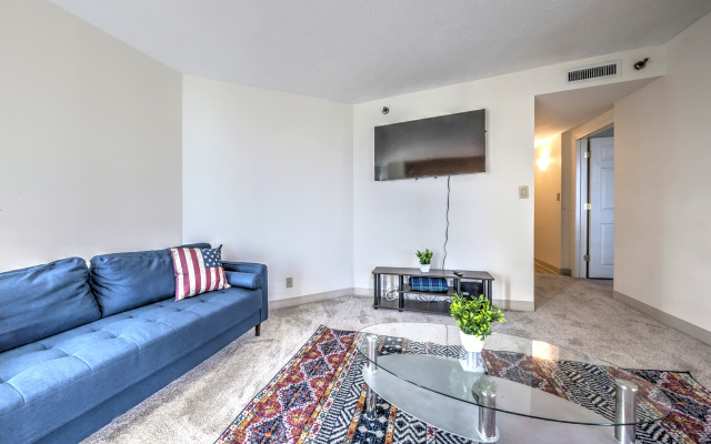 Upscale Apt with everything you need!