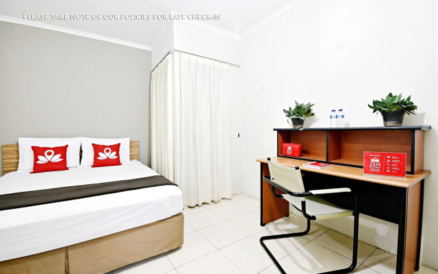 ZEN Rooms Mampang Prapatan Syariah