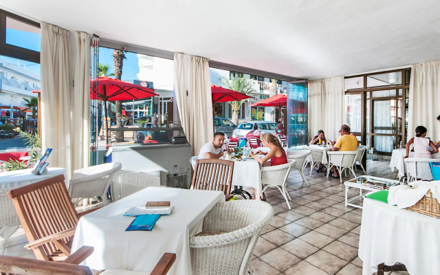 Galaxia Boutique Hotel