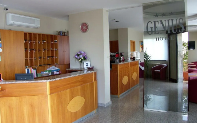 Genius Hotel