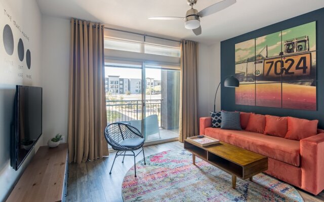 WanderJaunt - Luxe Tempe Apartments