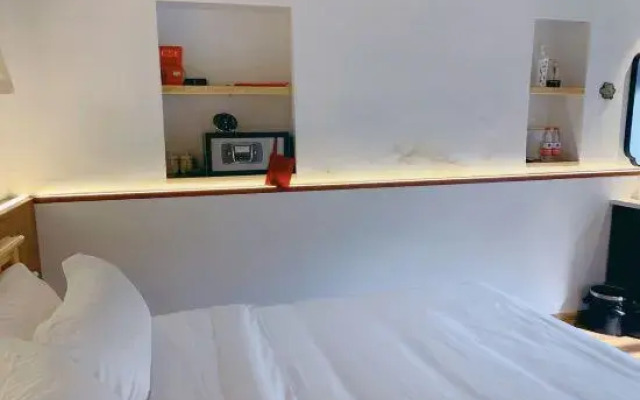Jinan Hetang Homestay (Daming Lake Furong Street)
