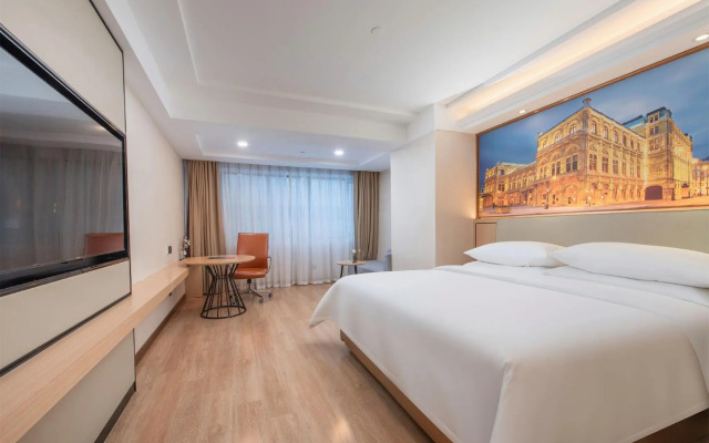 Vienna Hotel Fenghuang Branch