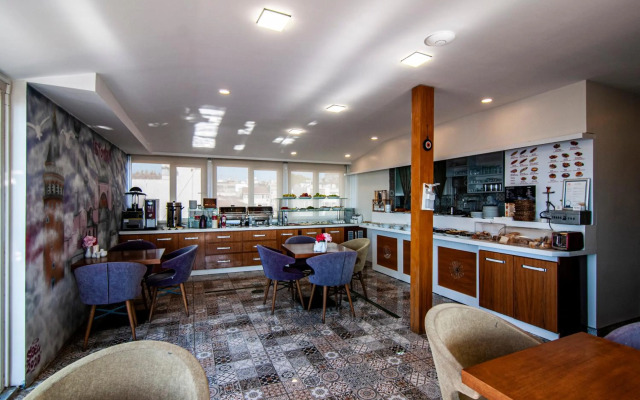 Lapis Inn Hotel & Spa