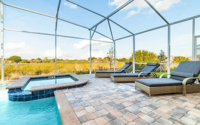Opulent Retreat With Pool & Fast Wifi Near Disney