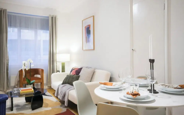 Perfectly Located Apartment Above Tube Station