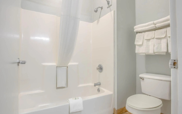 Quality Inn Gulf Shores Airport
