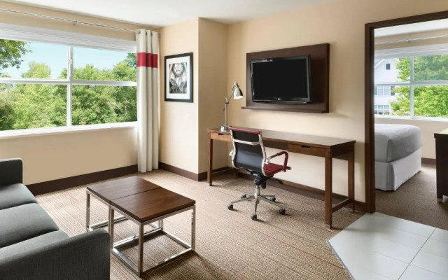 Four Points by Sheraton Surrey