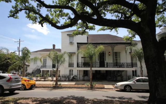 The Esplanade Guesthouse Mansion
