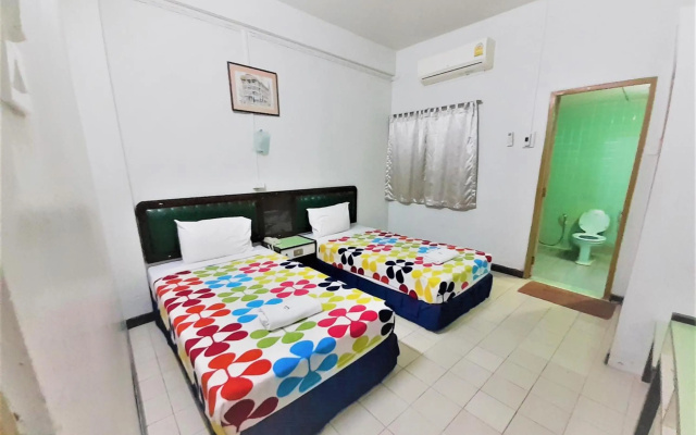 Singapore Hotel – Guest Rooms – Hat Yai