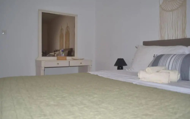 Beautiful 2-bed House in Panagia Crete