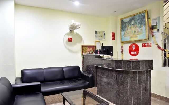 OYO 10753 Hotel Triund Regency