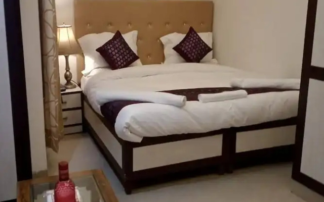 Shyam Palace Guest House