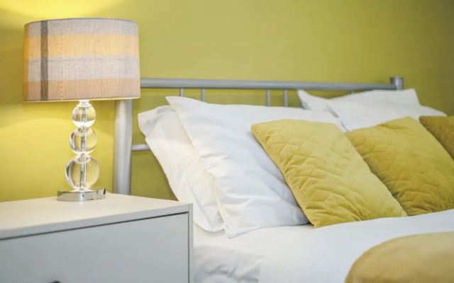 Global Boutique Relocation Ltd 2bed -free Parking