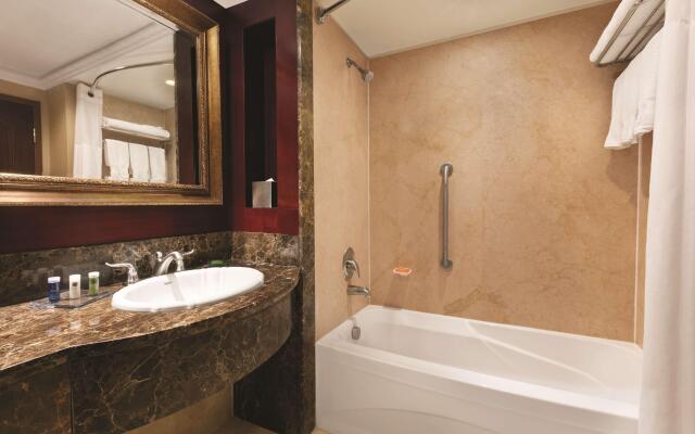 Radisson Hotel Toronto Airport West