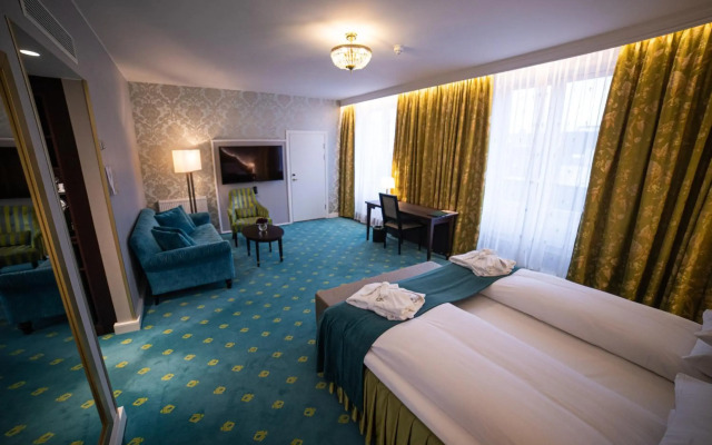 Hotel Bristol