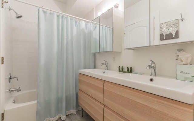 523 S 18th